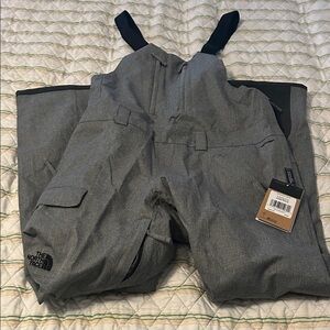 NWT The North Face Freedom bib